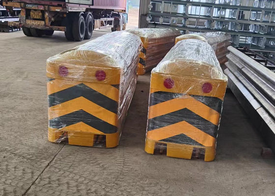 खरीदें टक्कर विरोधी अनुकूलित रंग राजमार्ग सुरक्षा उपकरण दुर्घटना कुशन online manufacture