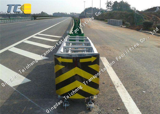 राजमार्ग सुरक्षा के लिए सस्ती बाधा दुर्घटना कुशन हाईवे गार्डरेल दुर्घटना कुशन बाधा