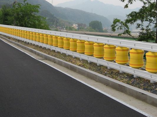 अच्छा दाम ईवीए रोलर्स और क्यू235 स्टील कंस्ट्रक्शन पैनल वाली पीली रोलिंग गार्डरेल बैरियर, ऊंचाई 1.2 मीटर, अस्थायी सुरक्षा बाड़ लगाने के लिए आदर्श ऑनलाइन